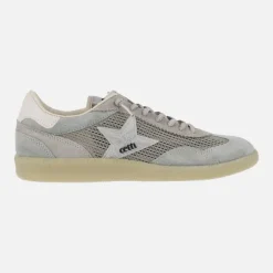 Zapatillas deportivas en combinado de serraje y rejilla