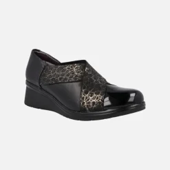 Zapatos confort en combinado negro con elásticos cruzados