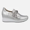 Zapatos confort en piel metalizada con cordones
