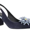 Zapatos corte salón de ante con adorno de flor