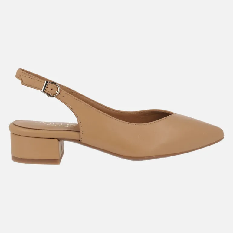 Zapatos corte salón de piel destalonados