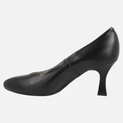 Zapatos corte salón de piel negra con tacones de 8 cms