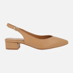 Zapatos corte salón destalonados con tacón bajo