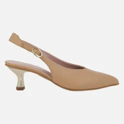 Zapatos corte salón destalonados con tacón bajo