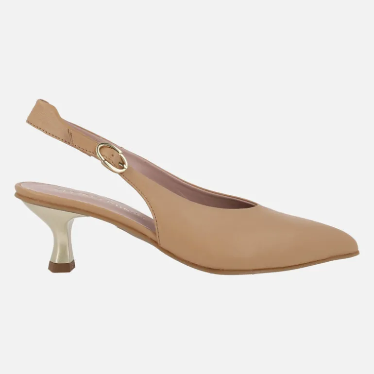 Zapatos corte salón destalonados con tacón bajo
