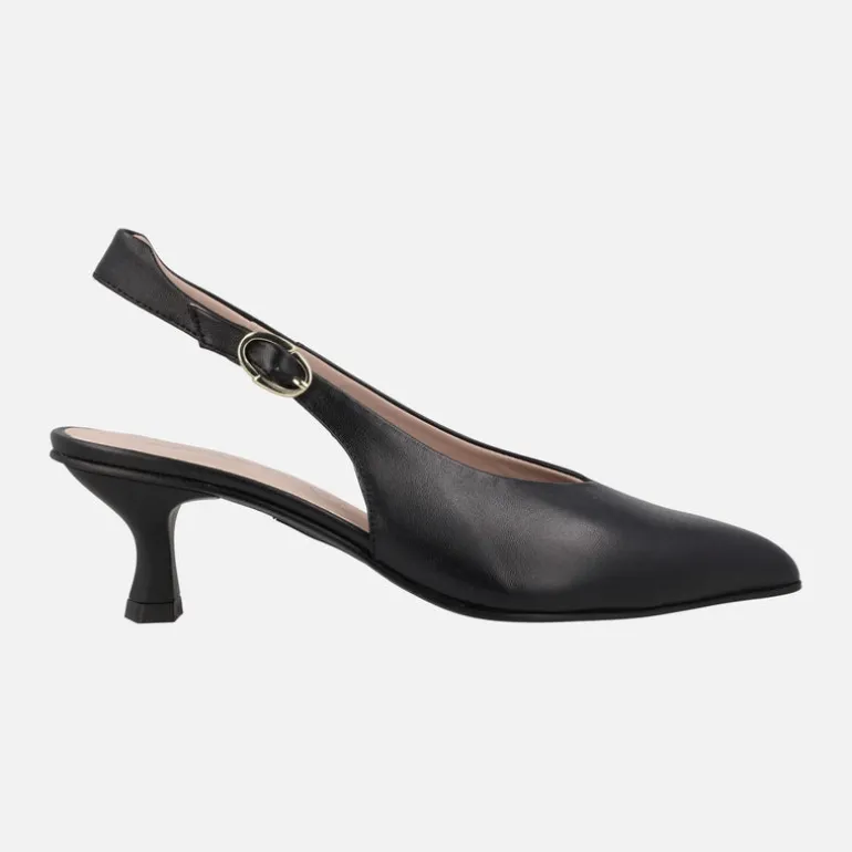 Zapatos corte salón destalonados con tacón bajo