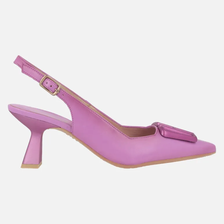 Zapatos corte salón destalonados Nova con adorno en la pala