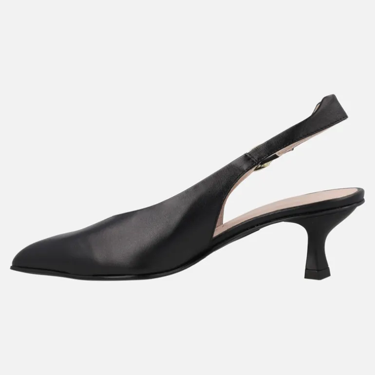 Zapatos corte salón destalonados con tacón bajo