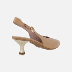 Zapatos corte salón destalonados con tacón bajo