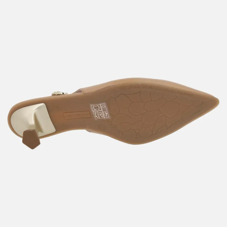 Zapatos corte salón destalonados con tacón bajo