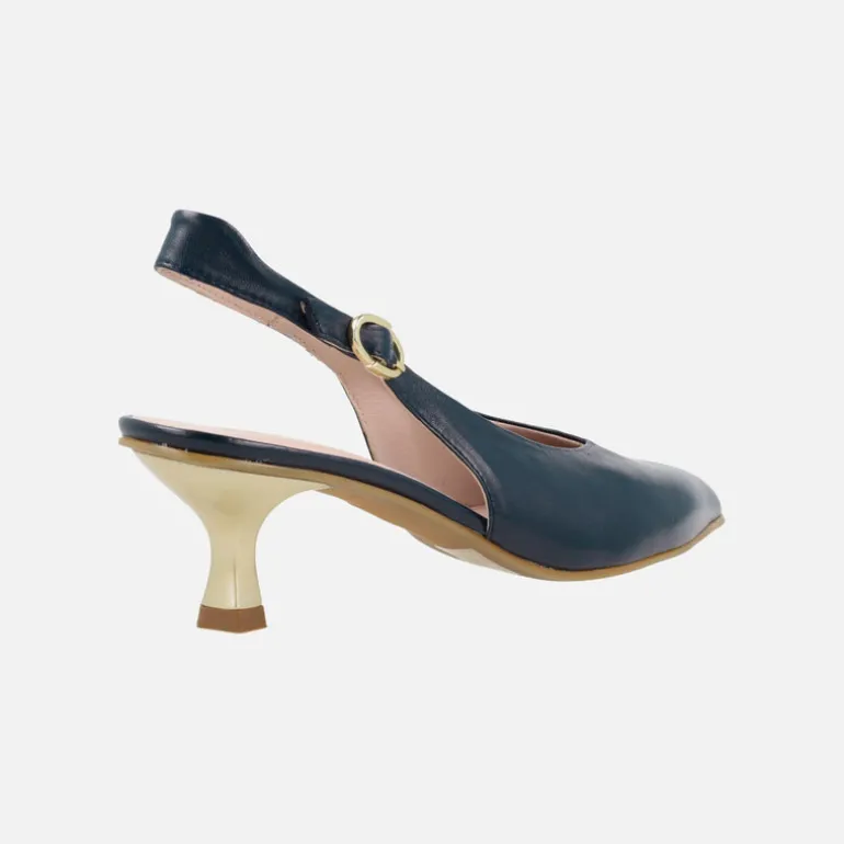 Zapatos corte salón destalonados con tacón bajo