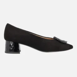 Zapatos de ante con tacón bajo y adorno Iga