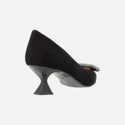 Zapatos de ante negro con tacón bajo y adorno de fantasía Lilien