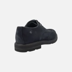 Zapatos de cordones con pala vega en piel serraje