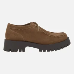 Zapatos de cordones en serraje marrón estilo wallabee con piso track
