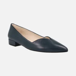 Zapatos de piel con tacón bajo y escote pico Breda