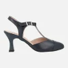 Zapatos de piel destalonados con tira al empeine