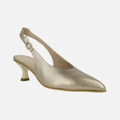 Zapatos de salón destalonados con tacón bajo en piel metalizada