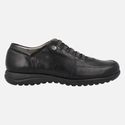 Zapatos deportivos de piel con cordones elásticos