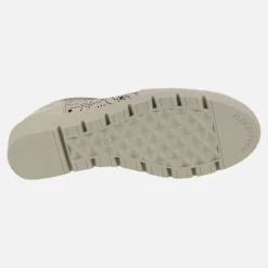 Zapatos deportivos de piel con dibujos troquelados