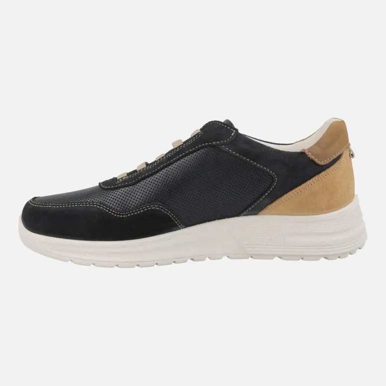 Zapatos deportivos en azul marino y camel con cordones elásticos