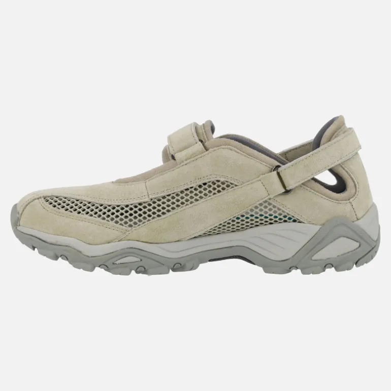 Zapatos deportivos en combinado de tejido y serraje con cierre de velcro