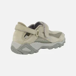 Zapatos deportivos en combinado de tejido y serraje con cierre de velcro