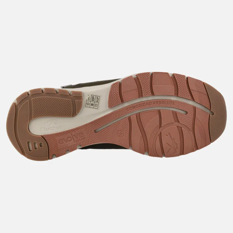 Zapatos deportivos en piel kaki con membrana Fluchos tex