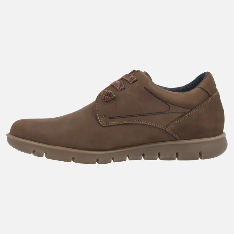 Zapatos deportivos en piel nobuck con cordones para hombre