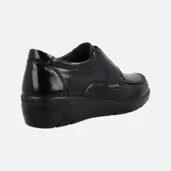 Zapatos deportivos negros de charol con elástico plata