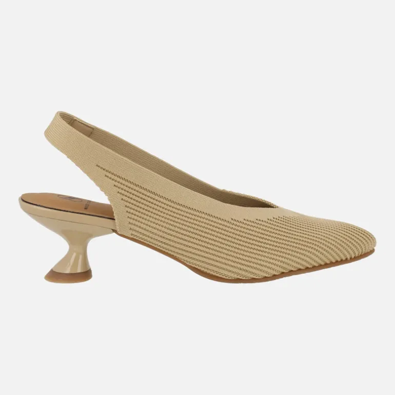Zapatos destalonados corte salón en tejido