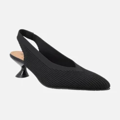 Zapatos destalonados corte salón en tejido