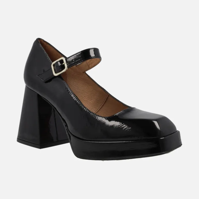 Zapatos Mary jane en charol negro con tacón alto y plataforma