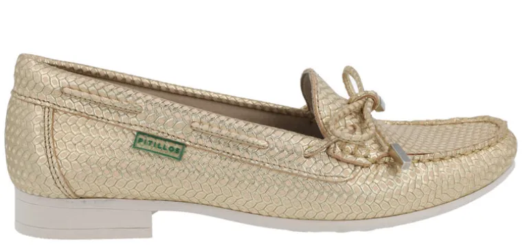Zapatos mocasines de piel grabada con adorno de lazo