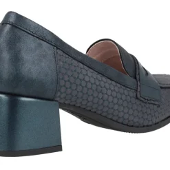 Zapatos mocasines en piel azul marino con antifaz y tacón
