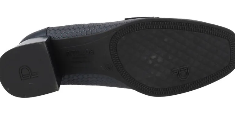 Zapatos mocasines en piel azul marino con antifaz y tacón