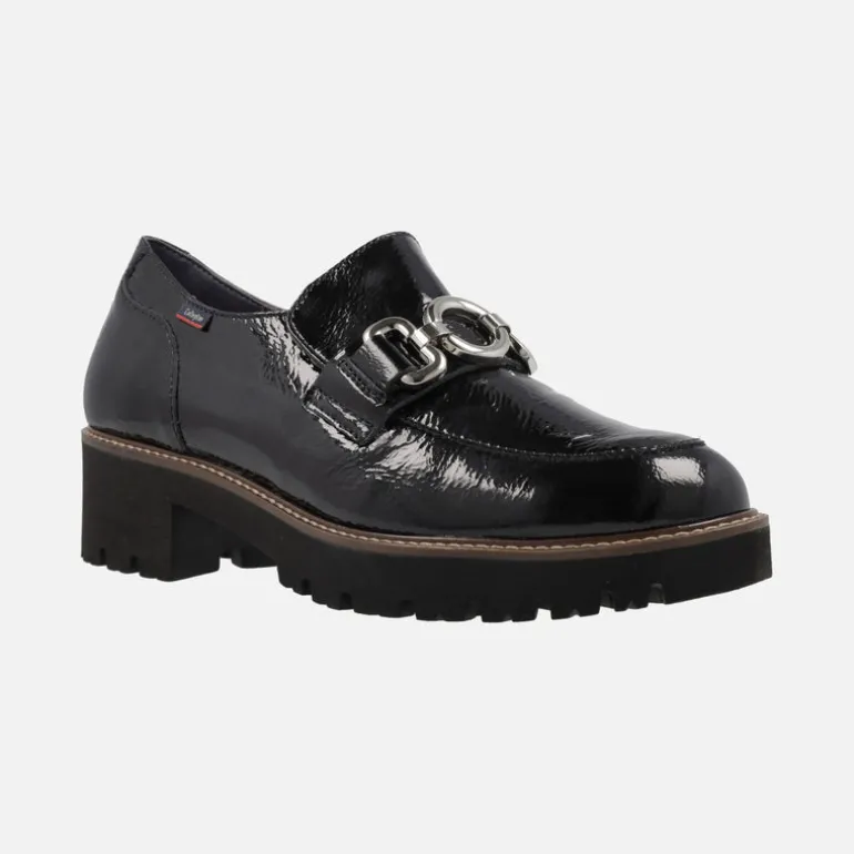 Zapatos mocasines negros de charol con adorno y piso track