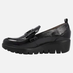 Zapatos mocasines Wonders Fly Rings en charol negro
