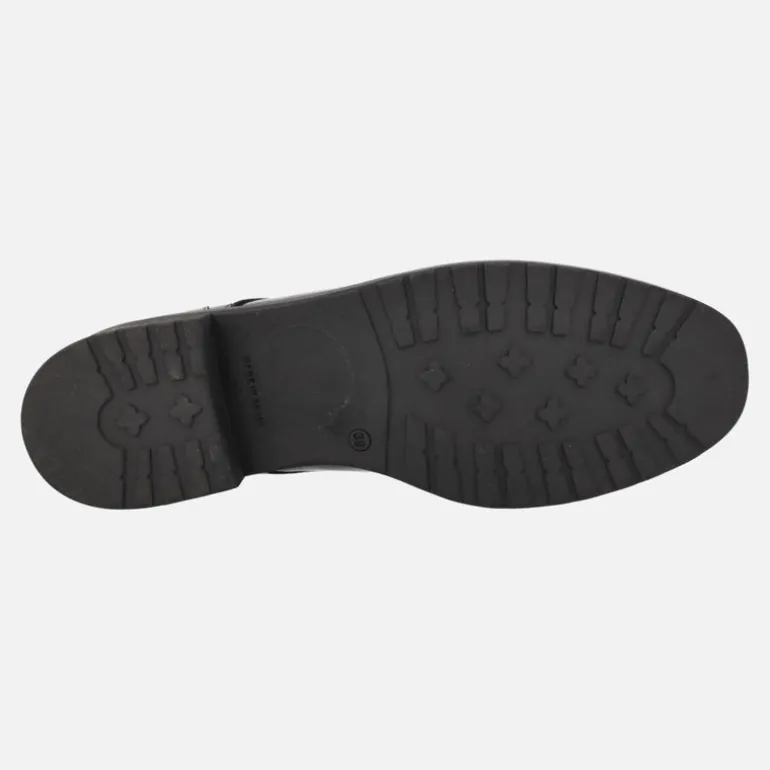Zapatos negros de charol con cordones