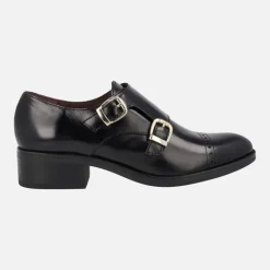 Zapatos negros de piel con hebillas para mujer