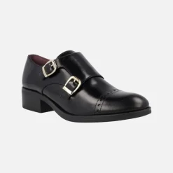 Zapatos negros de piel con hebillas para mujer