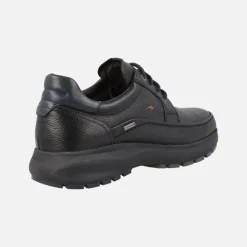 Zapatos negros de piel con cordones y membrana Fluchos tex