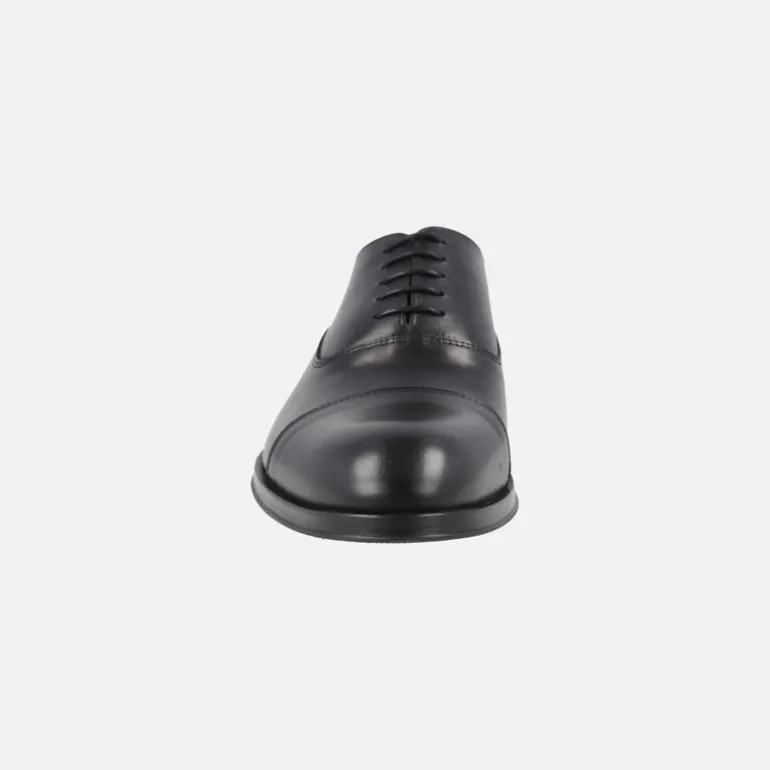 Zapatos oxford Lenox en piel negra con puntera recta