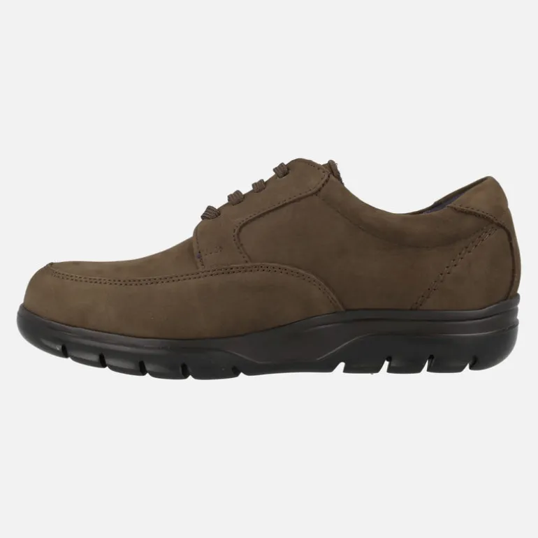 Zapatos para hombre en nobuck marrón con cordones y membrana Wateradapt