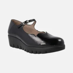 Zapatos para mujer en charol negro Wonders Sevilla