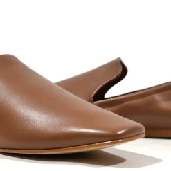 Zapatos para mujer estilo babuchas en piel cuero