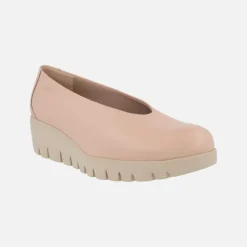 Zapatos rosas de piel con cuña Extralight Wonders FLY