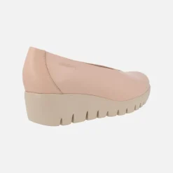 Zapatos rosas de piel con cuña Extralight Wonders FLY