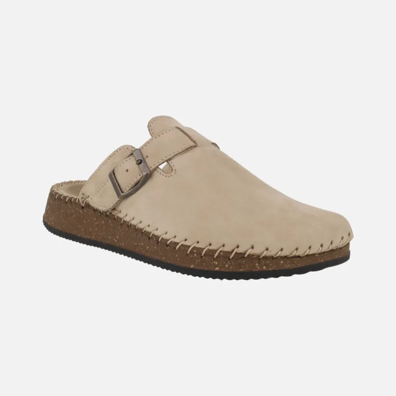 Zuecos de piel color beige con adorno de hebilla