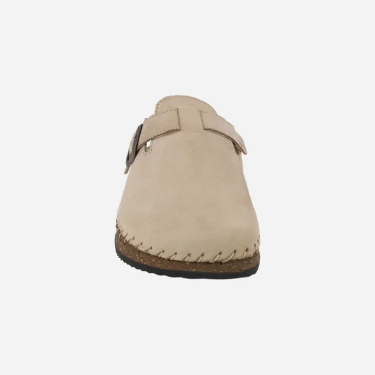 Zuecos de piel color beige con adorno de hebilla